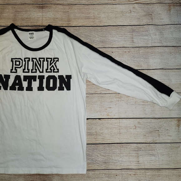 PINK Victoria Secret Bundle - Picture 2 of 16